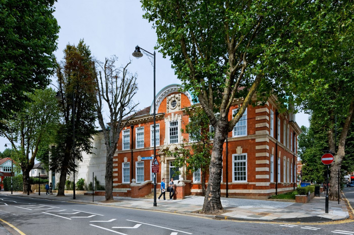 Enfield Town Library