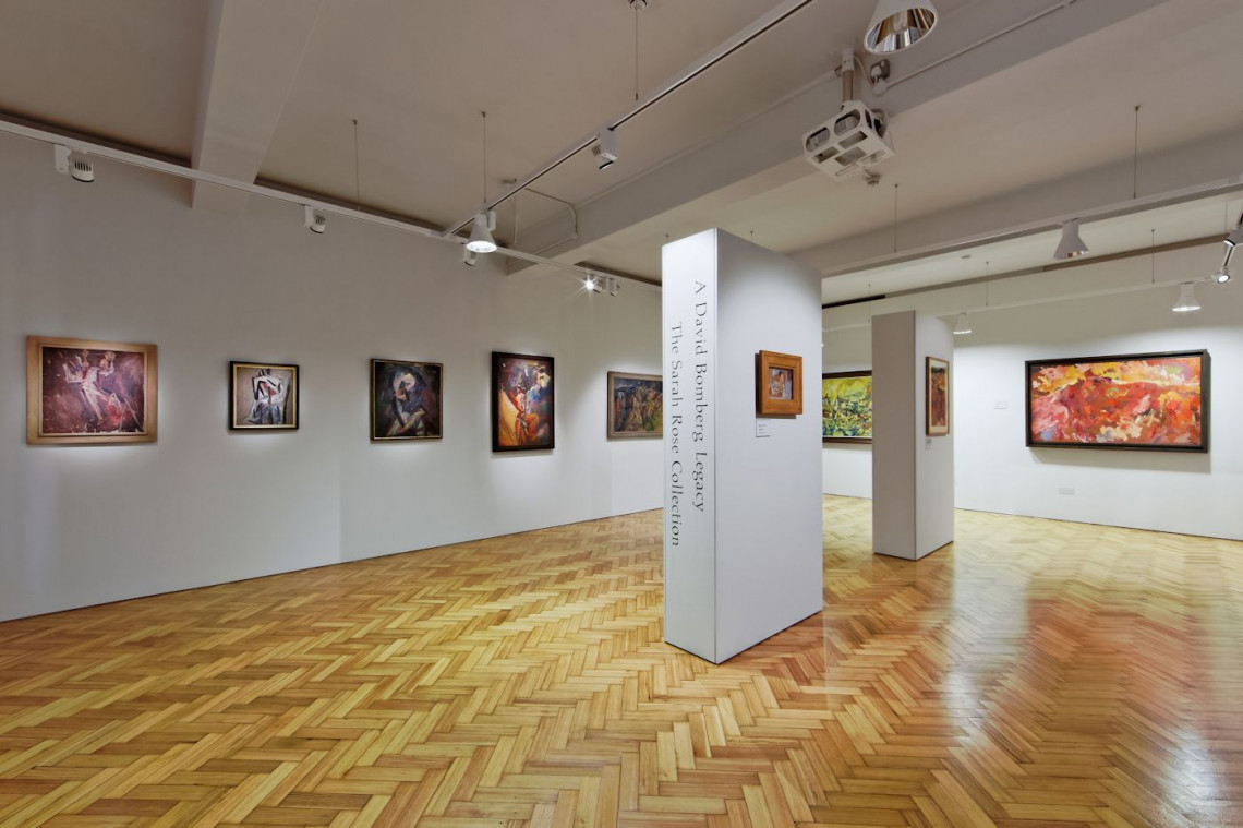 LSBU entrance and gallery, Southwark